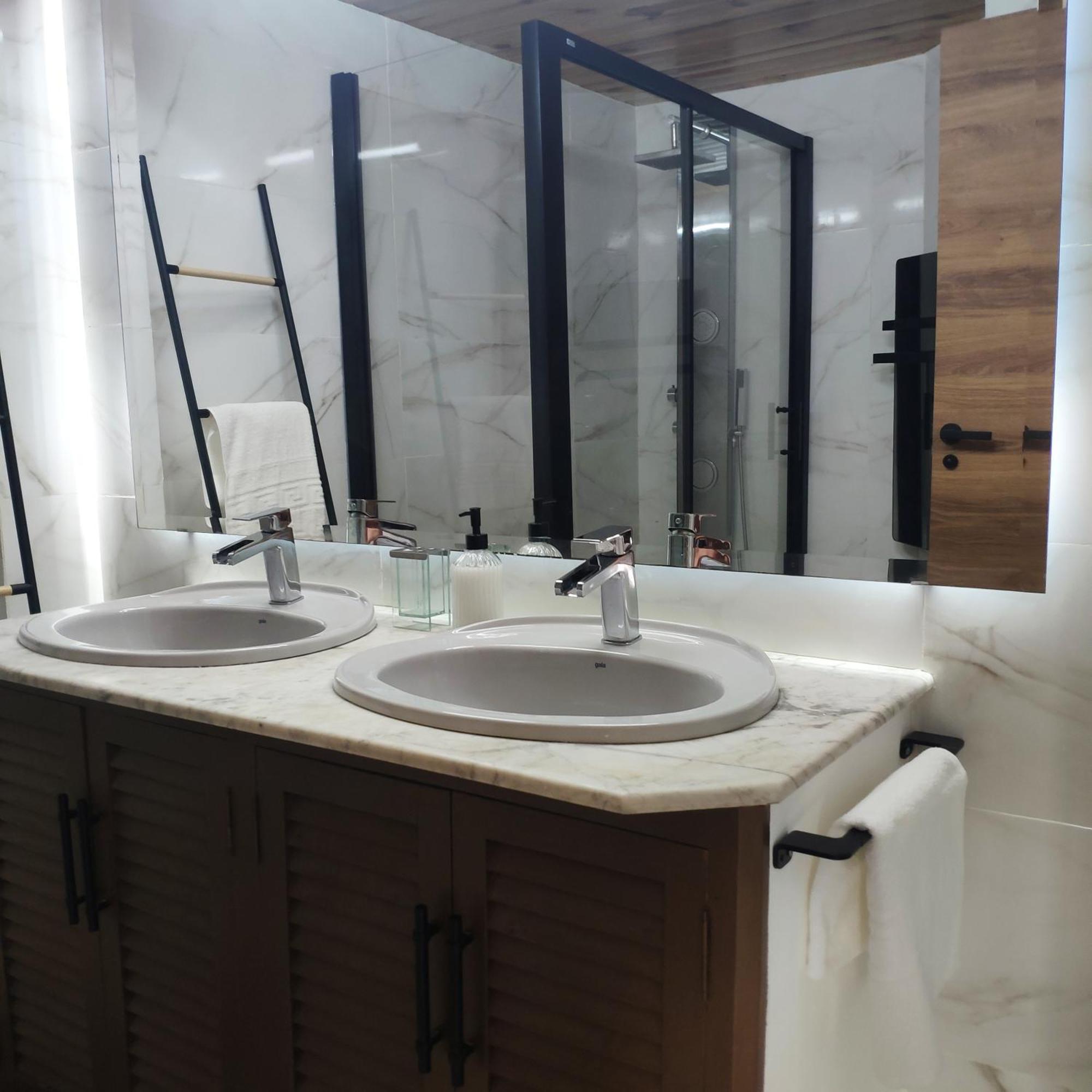 Luxury Jacuzzi Home & Terraces Malaga Luaran gambar